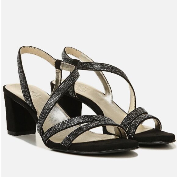NATURALIZER Vanessa Strappy Sandals - Picture 1 of 14